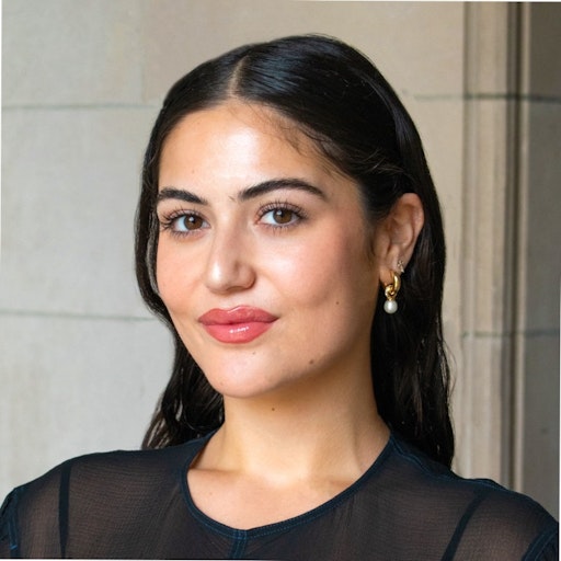 Bella Ghanbari Jobot